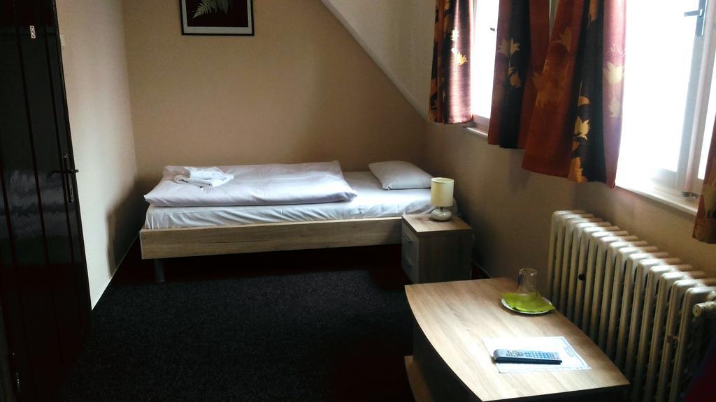 Penzion Marion Hotell Decin Exteriör bild