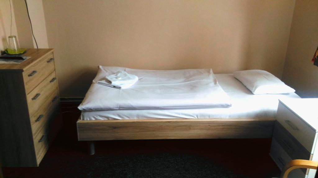 Penzion Marion Hotell Decin Exteriör bild